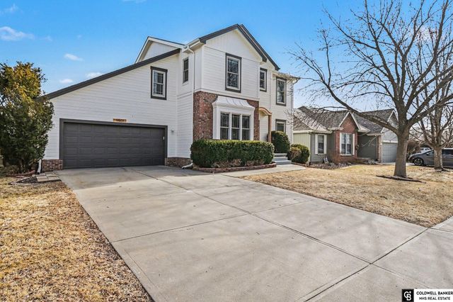 9801 S 28th Avenue, Bellevue, NE 68123