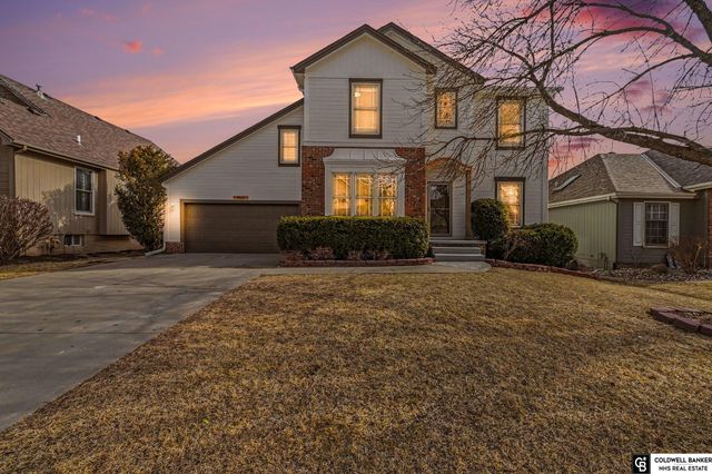 9801 S 28th Avenue, Bellevue, NE 68123