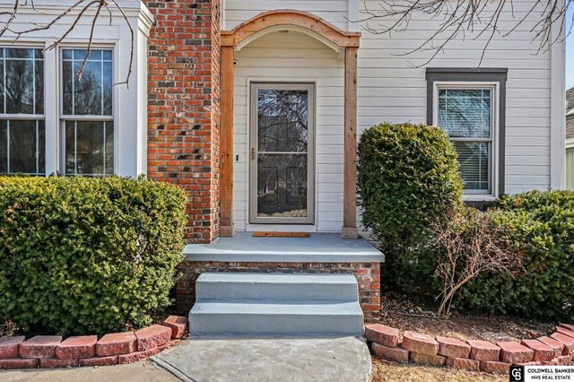 9801 S 28th Avenue, Bellevue, NE 68123