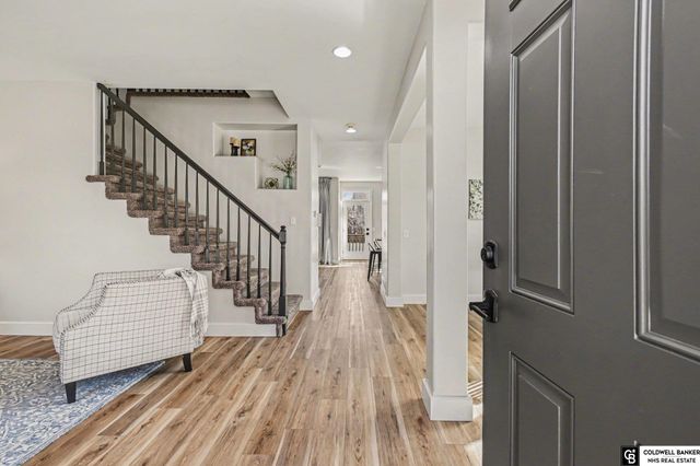 9801 S 28th Avenue, Bellevue, NE 68123