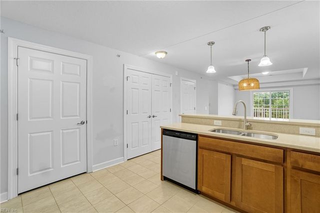 1016 Thoroughgood Way Apt 307, Chesapeake, VA 23324