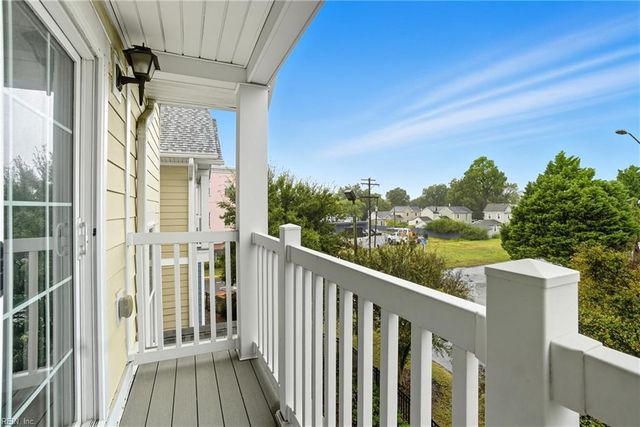 1016 Thoroughgood Way Apt 307, Chesapeake, VA 23324