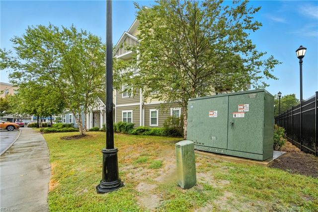 1016 Thoroughgood Way Apt 307, Chesapeake, VA 23324