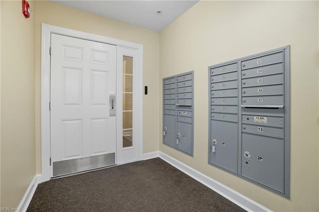 1016 Thoroughgood Way Apt 307, Chesapeake, VA 23324