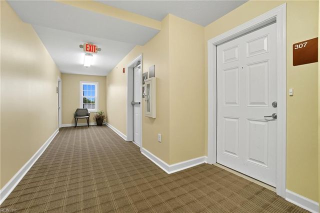 1016 Thoroughgood Way Apt 307, Chesapeake, VA 23324
