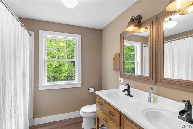 350 Valley Road, Richland, NY 13142