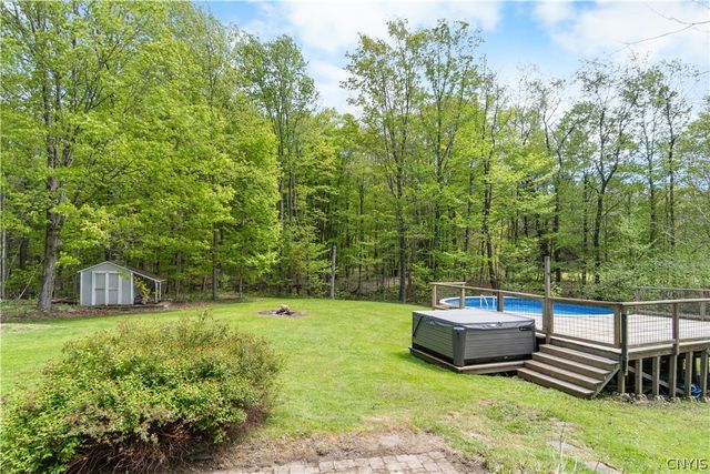 350 Valley Road, Richland, NY 13142