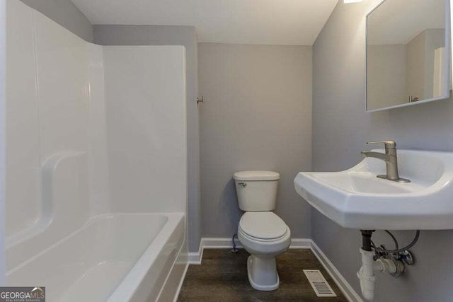 78 Oak Street, Trion, GA 30753