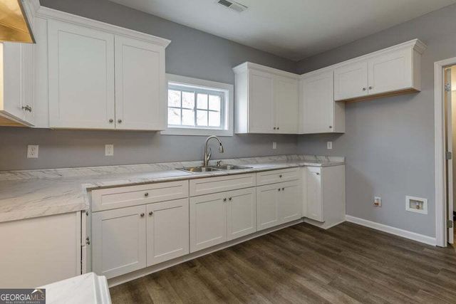 78 Oak Street, Trion, GA 30753