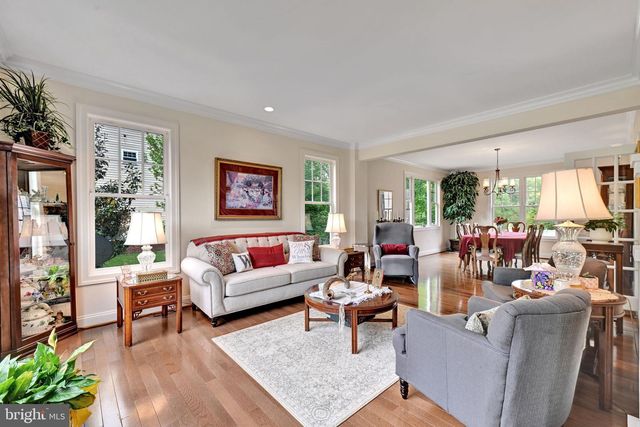 6200 HANOVER AVE, Springfield, VA 22150