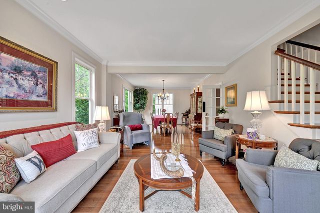 6200 HANOVER AVE, Springfield, VA 22150