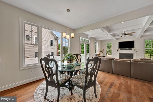 6200 HANOVER AVE, Springfield, VA 22150