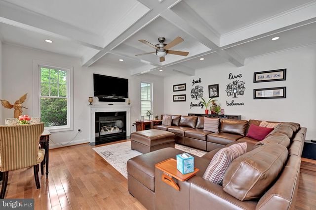 6200 HANOVER AVE, Springfield, VA 22150