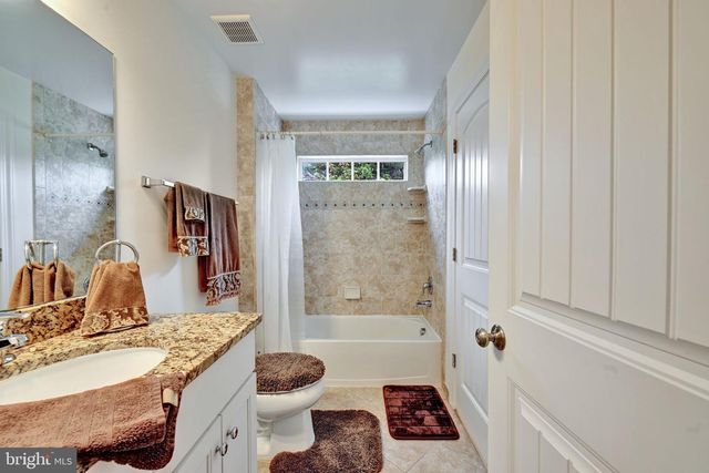6200 HANOVER AVE, Springfield, VA 22150