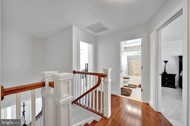 6200 HANOVER AVE, Springfield, VA 22150