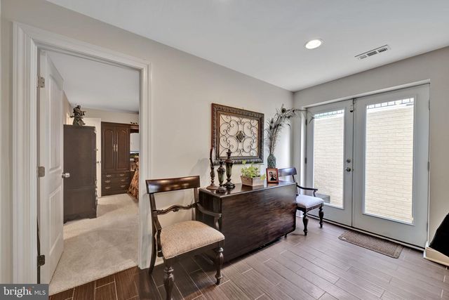 6200 HANOVER AVE, Springfield, VA 22150