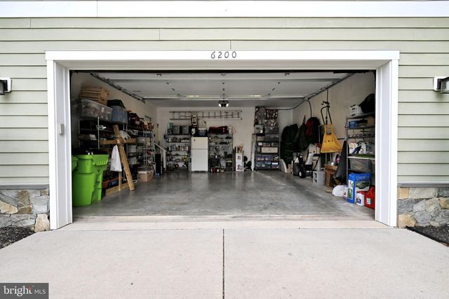 6200 HANOVER AVE, Springfield, VA 22150
