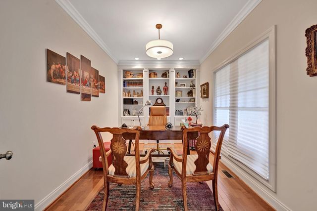 6200 HANOVER AVE, Springfield, VA 22150