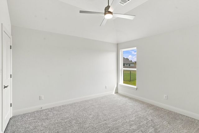 104 Hazlewood Court, Granbury, TX 76049