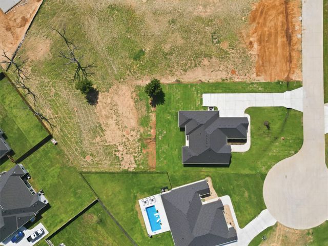 104 Hazlewood Court, Granbury, TX 76049