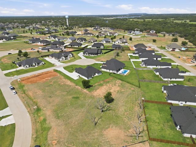 104 Hazlewood Court, Granbury, TX 76049