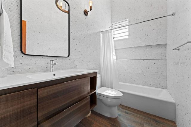 1805 CAMELIA, San Juan, PR 00927