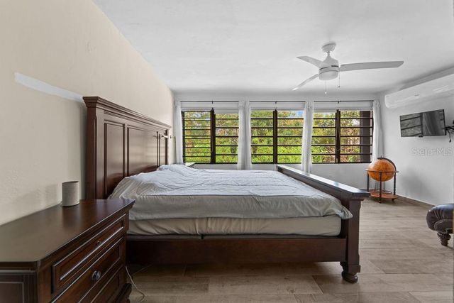 1805 CAMELIA, San Juan, PR 00927