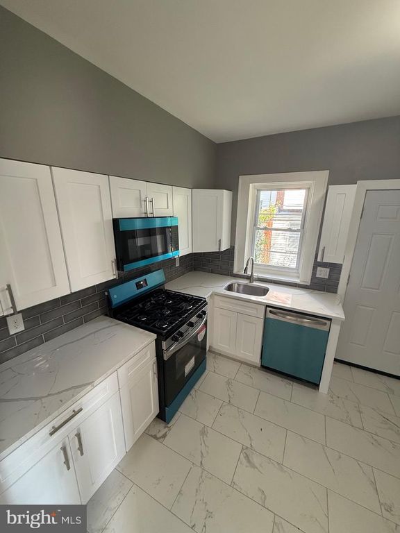 5717 ADDISON ST, Philadelphia, PA 19143