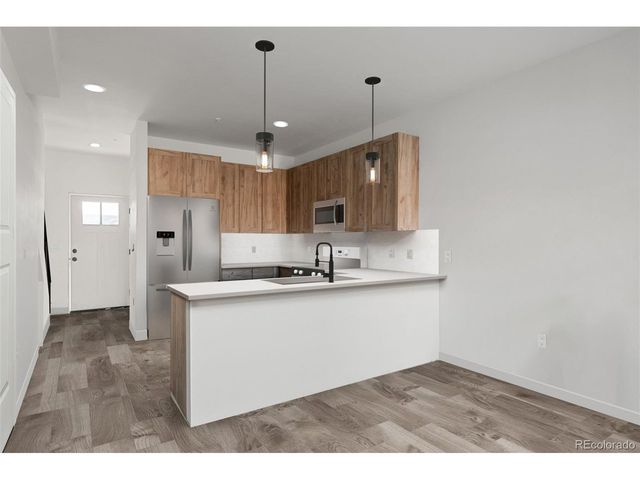 143 Granby Meadow Dr, Granby, CO 80446