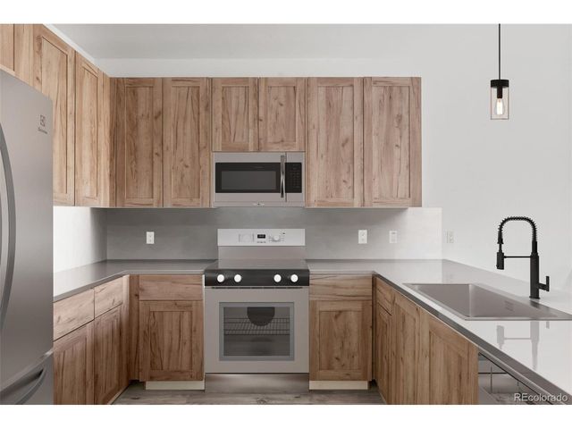 143 Granby Meadow Dr, Granby, CO 80446