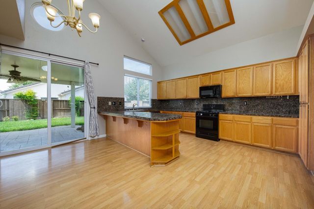 10528 Almanor Cir, Stockton, CA 95219