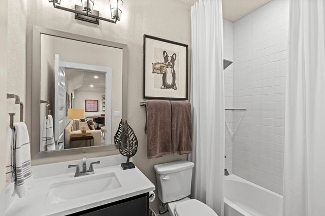 217 Northcrest DR, Liberty Hill, TX 78642