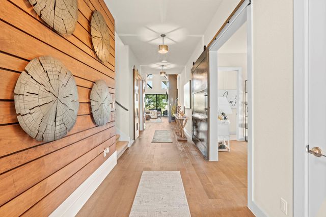217 Northcrest DR, Liberty Hill, TX 78642