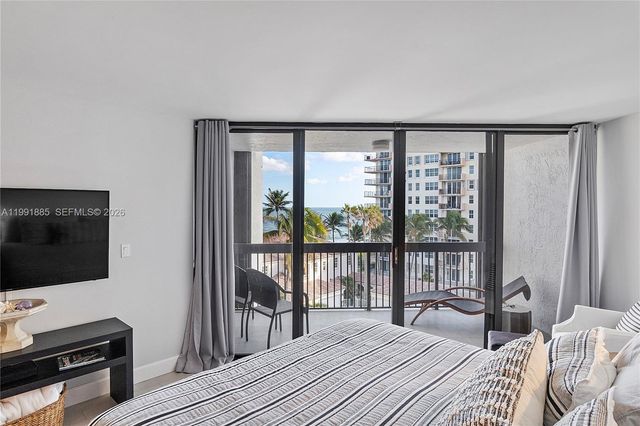 1155 Hillsboro Mile 510, Hillsboro Beach, FL 33062