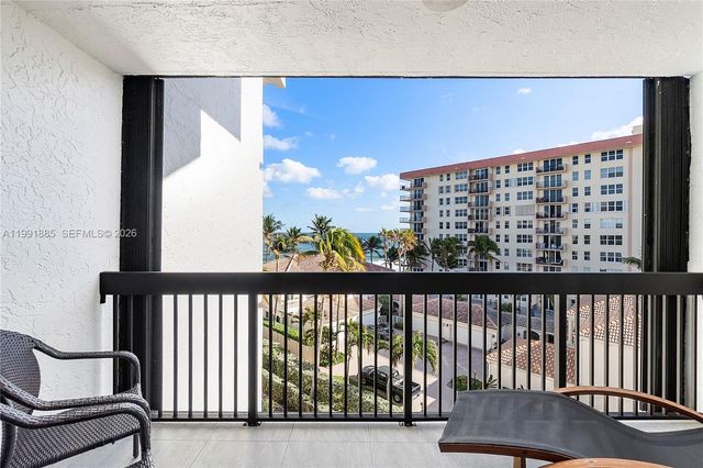 1155 Hillsboro Mile 510, Hillsboro Beach, FL 33062
