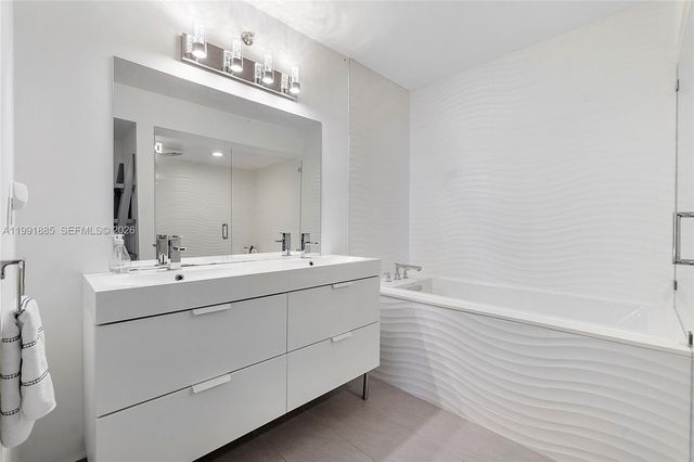 1155 Hillsboro Mile 510, Hillsboro Beach, FL 33062
