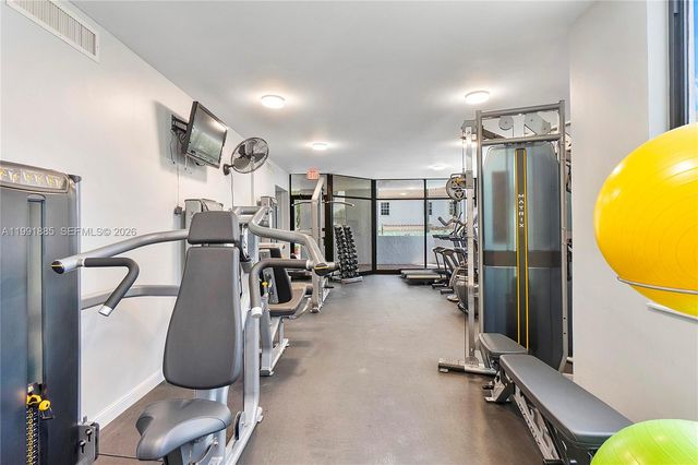 1155 Hillsboro Mile 510, Hillsboro Beach, FL 33062