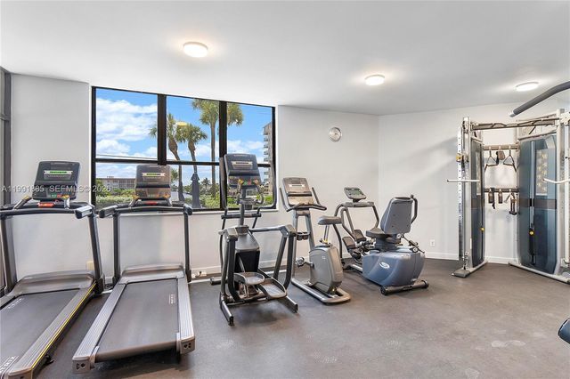 1155 Hillsboro Mile 510, Hillsboro Beach, FL 33062