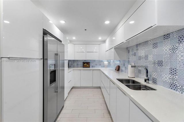 1155 Hillsboro Mile 510, Hillsboro Beach, FL 33062