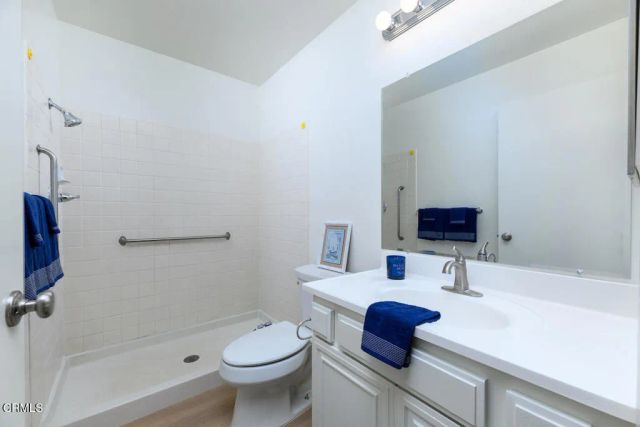 17132 Village 17, Camarillo, CA 93012