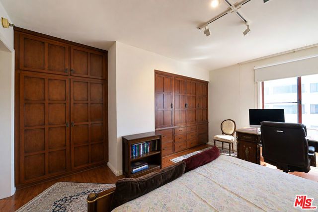 10550 Wilshire Boulevard 1001, Los Angeles, CA 90024