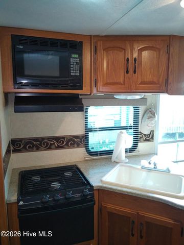 15 Jetty Street, Sneads Ferry, NC 28460