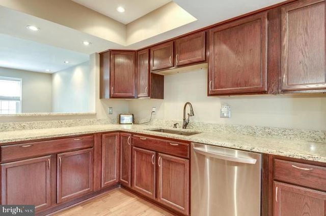 46809 IRONSTONE TER, Sterling, VA 20164