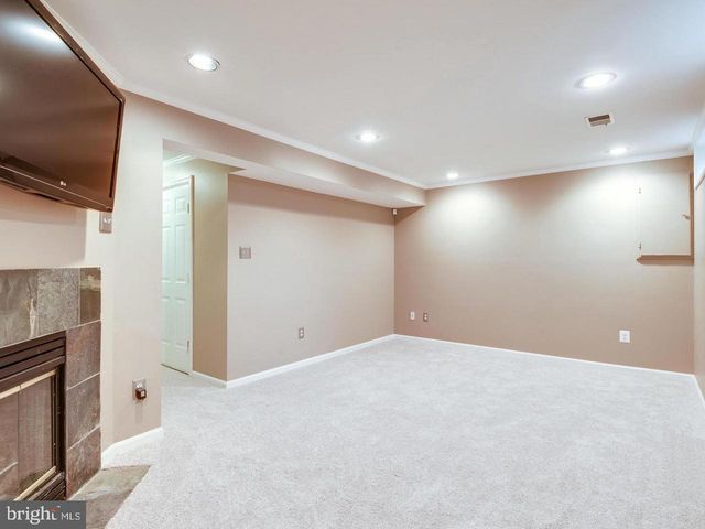 46809 IRONSTONE TER, Sterling, VA 20164