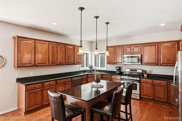 22296 Beech Knoll Drive, Macomb, MI 48044