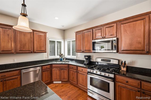 22296 Beech Knoll Drive, Macomb, MI 48044