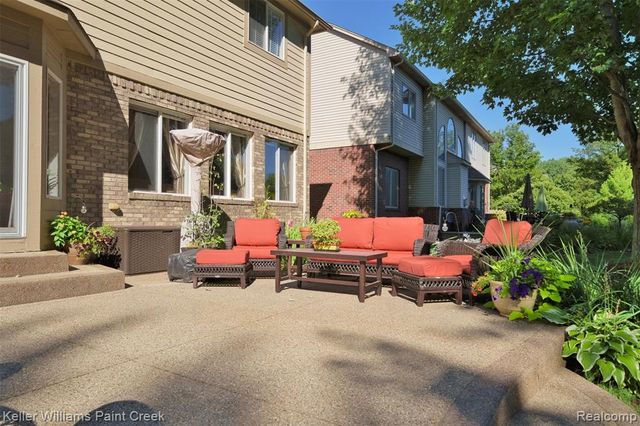 22296 Beech Knoll Drive, Macomb, MI 48044
