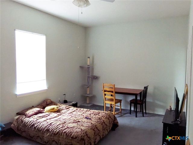 618 Pecos Street, Lockhart, TX 78644