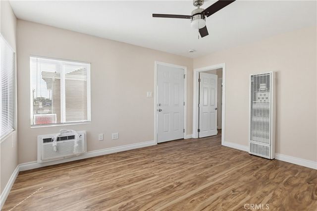 1033 E 57th, Los Angeles, CA 90011