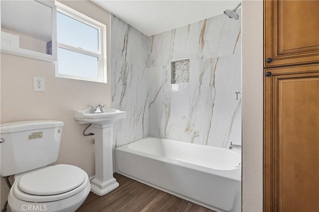 1033 E 57th, Los Angeles, CA 90011